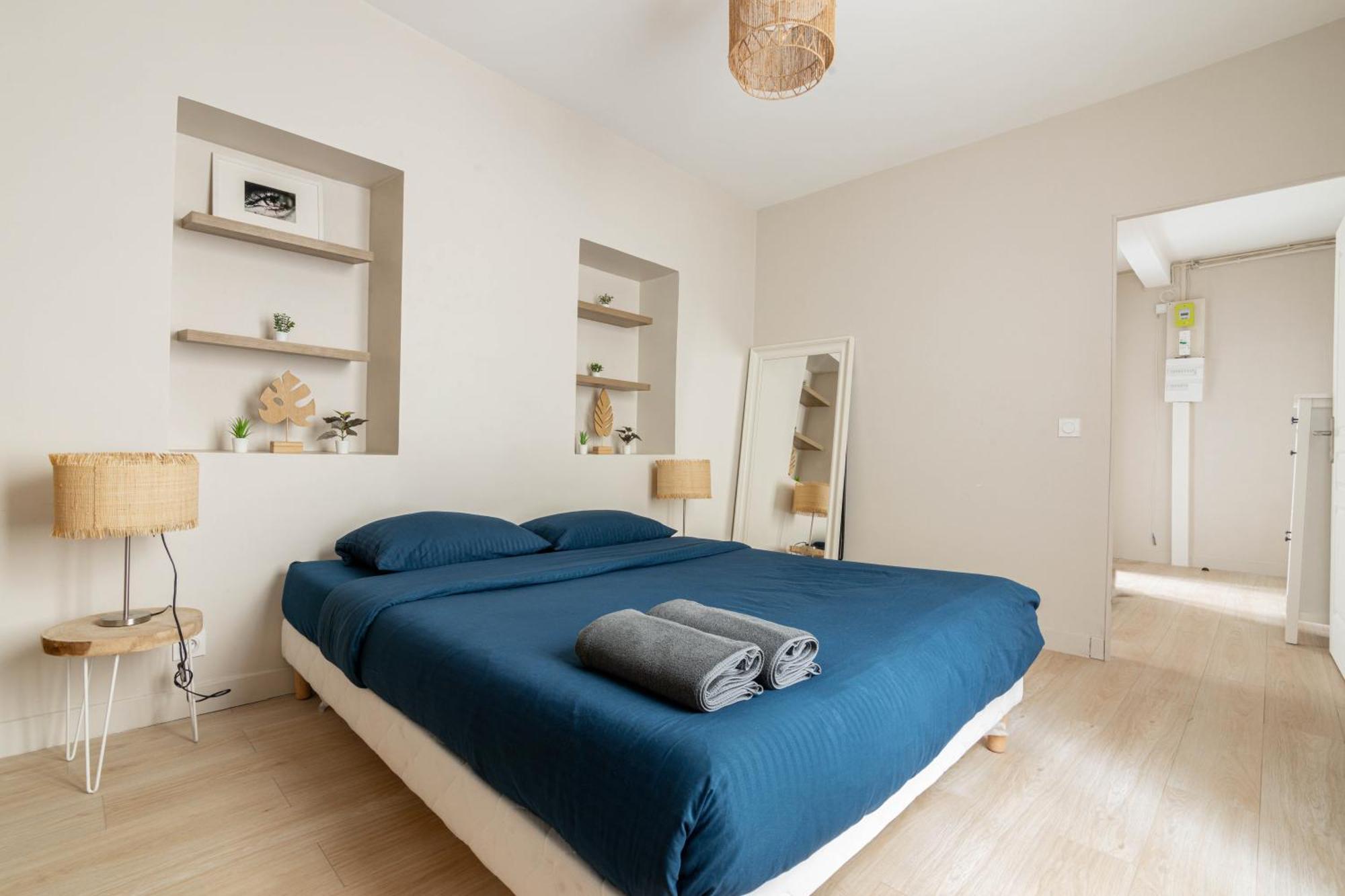 Luxurious 1 Bedroom Quartier De La Bastille Free Netflix Paris Eksteriør billede